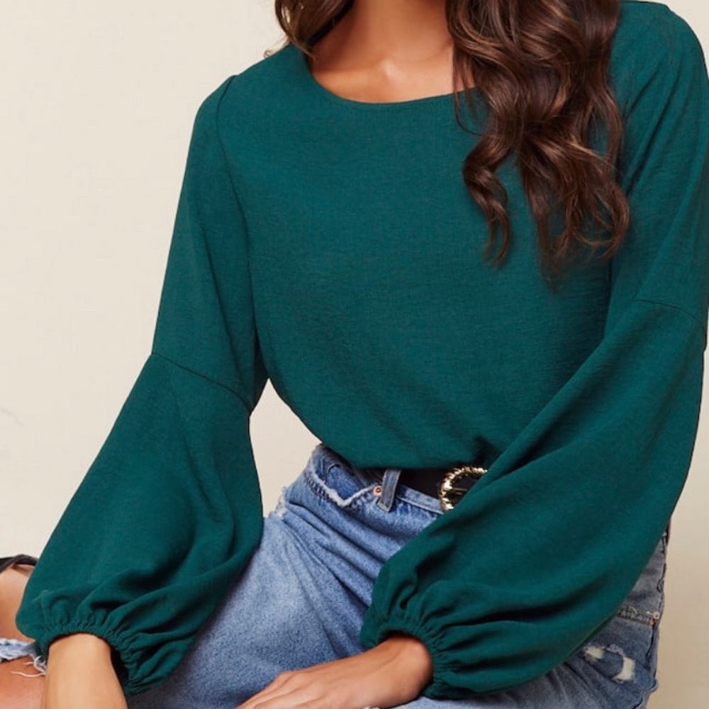 Blouse with bell sleeves